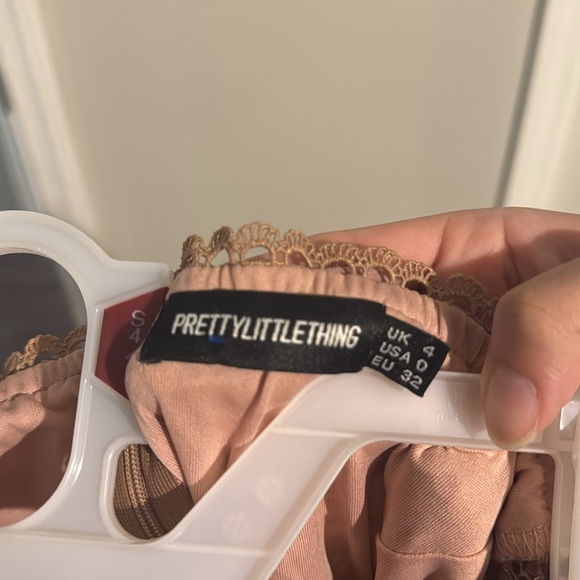 Pretty Little Thing pink lace dress - Picture 3 of 3